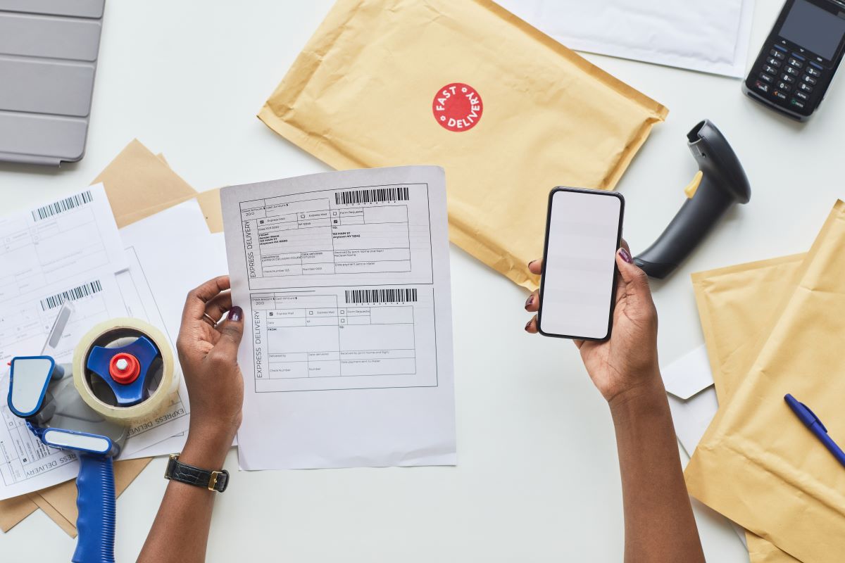 How does a registered address service work